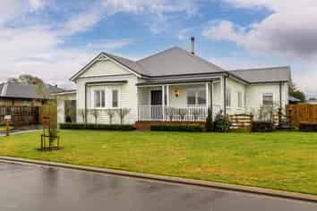 7 Newbrook Terrace, Darfield