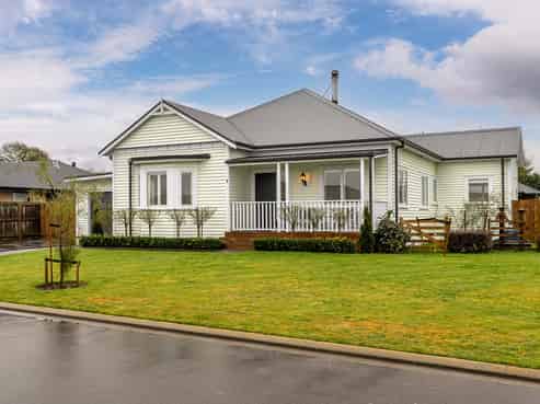7 Newbrook Terrace, Darfield