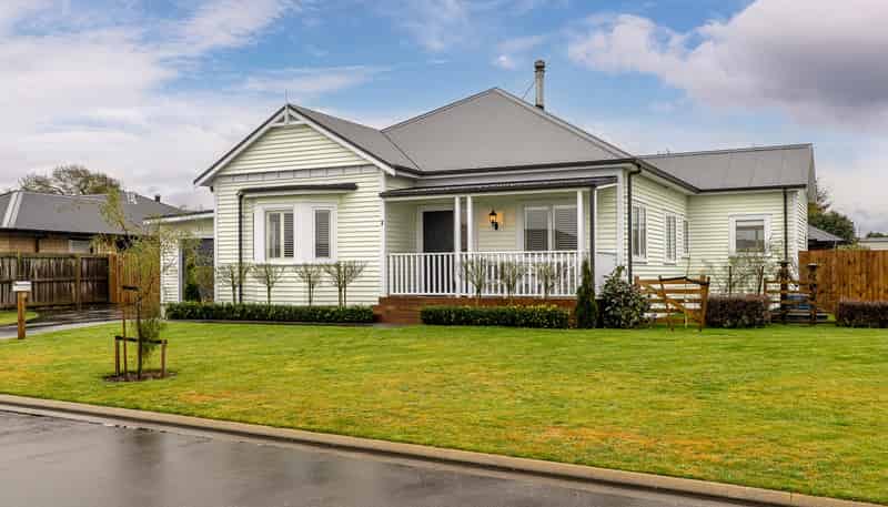 7 Newbrook Terrace, Darfield