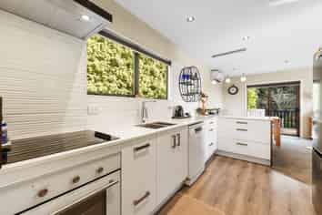 32C Augusta Street, Redcliffs