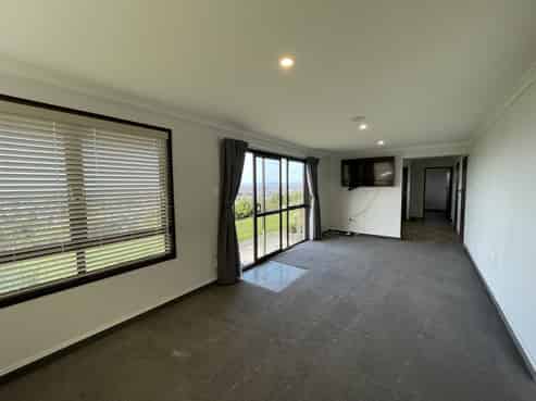 10A Ridgeway Terrace, Taradale