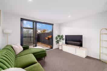 3/68 Barbour Street, Waltham