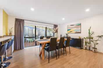 19B Eske Place, Highland Park