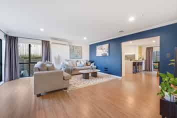 19B Eske Place, Highland Park