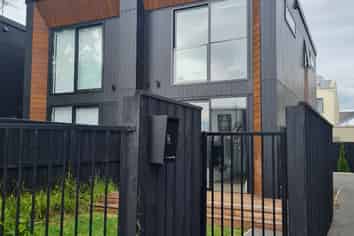 96 Canon St, Saint Albans