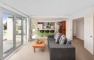 30 Oak Tree Lane, Rolleston