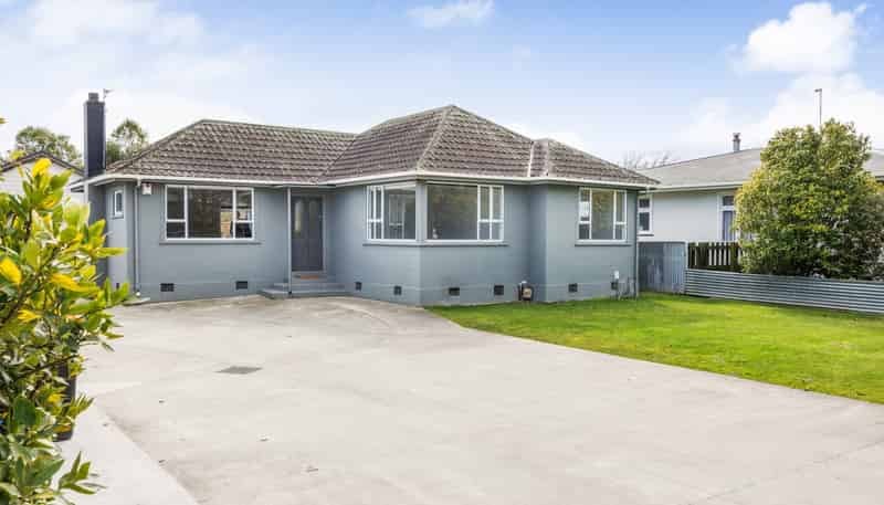 345 Tremaine Avenue, Takaro