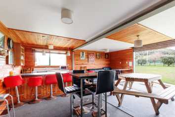 1 Rawinia Place, Te Kaha