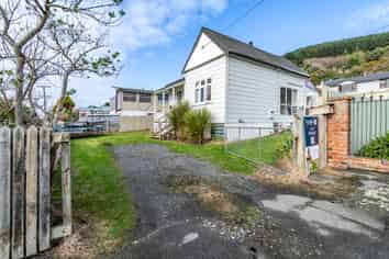 1 Ann Street, Bluff