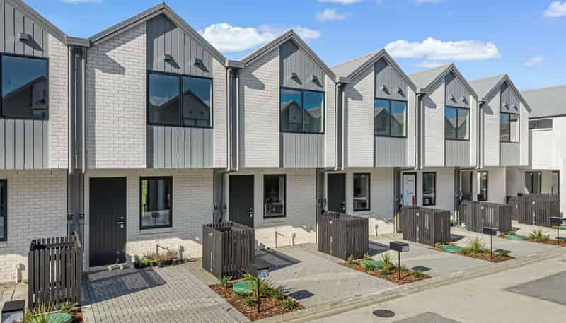 21 Makomako Drive, Orewa