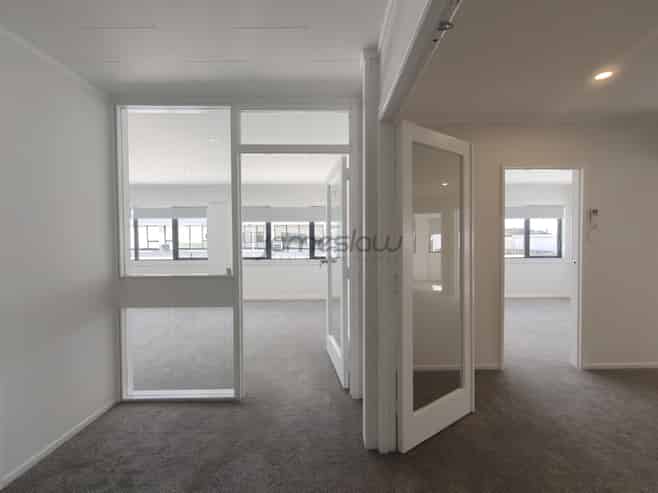 180sqm Renovated Office – Central Papatoetoe