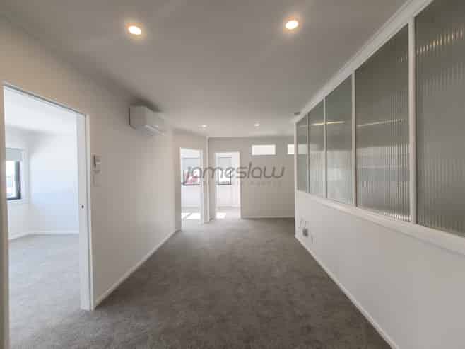 180sqm Renovated Office – Central Papatoetoe