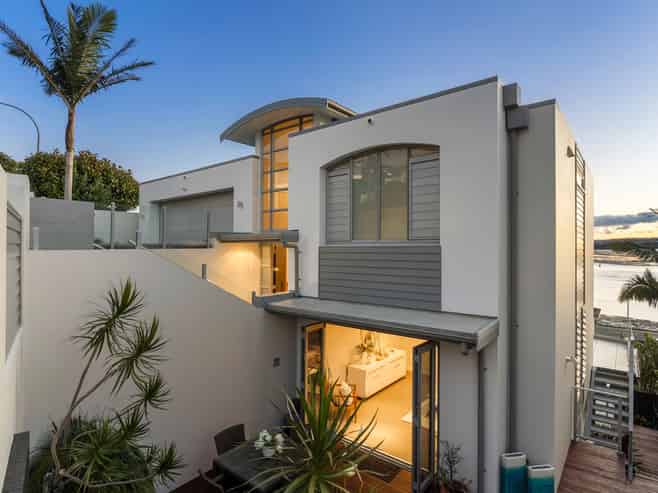 5A Bucklands Beach Road, Bucklands Beach