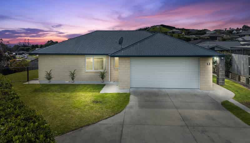 12 Bryan Gallagher Place, Welcome Bay