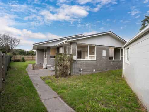 22 Besant Place, Avondale