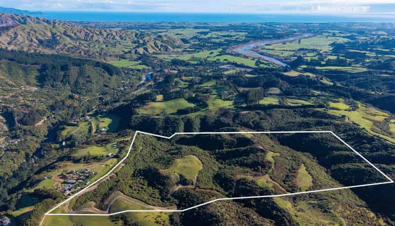 27 Waihoanga Road, Hautere