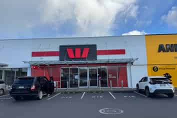 Retail Opportunity in Prime Mt Wellington Hub
