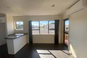 80 Halsey Drive, Lynfield