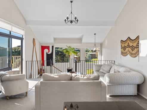 279 Peka Peka Road, PEKA PEKA