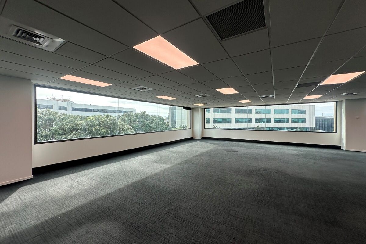 Modern Ellerslie Business Park Opportunity - Vista 3