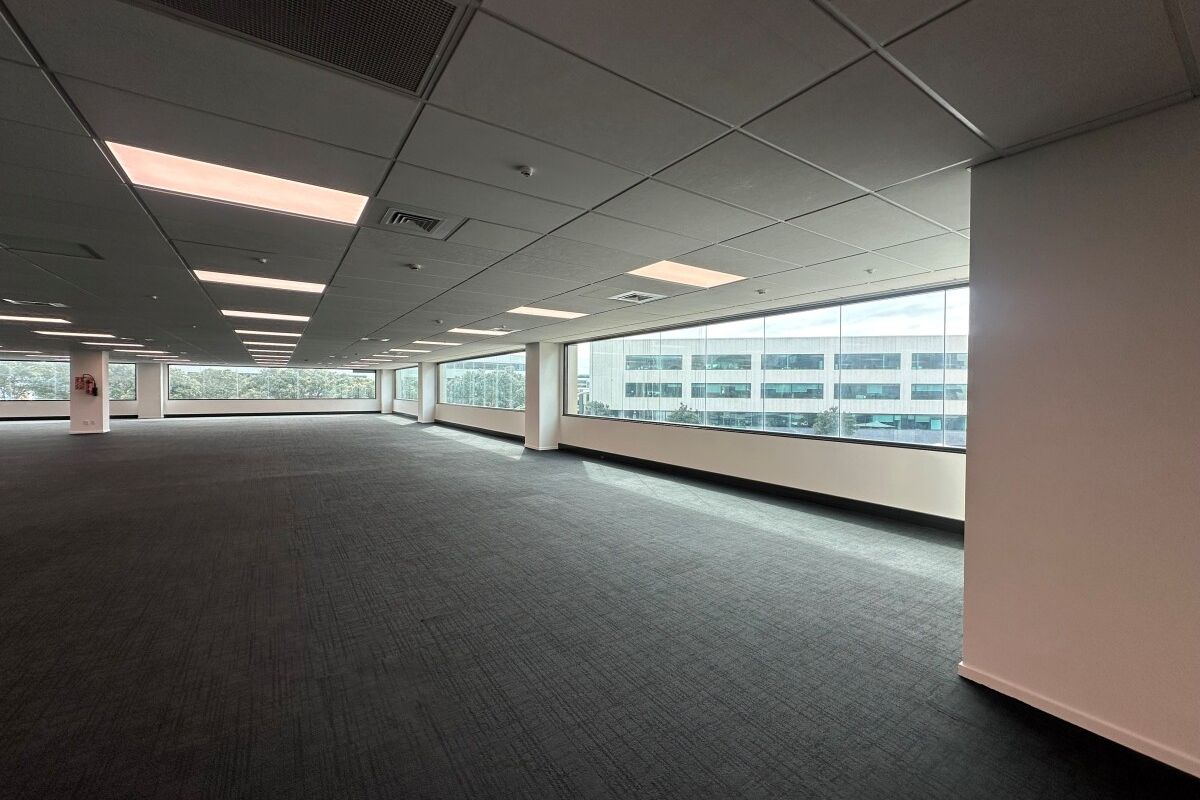 Modern Ellerslie Business Park Opportunity - Vista 6