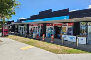 Prime Retail/Office in Growing Riverhead