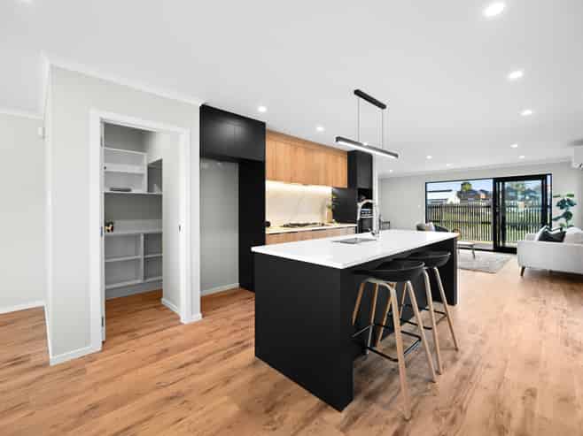 9 Joint Avenue, Chartwell