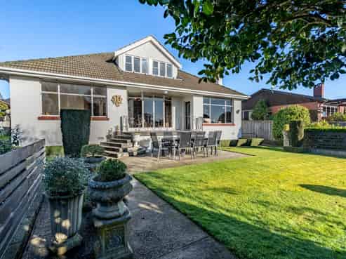 74 Layard Street, Windsor