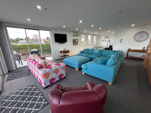 12/51 Dive Crescent, Avenues
