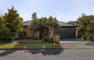 11 Harry Shaw Way, RAUMATI SOUTH