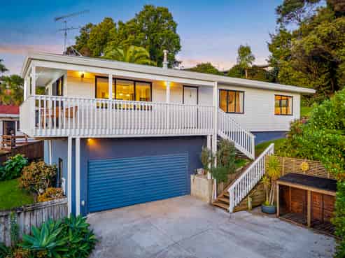 10 Emery Grove, Bayview