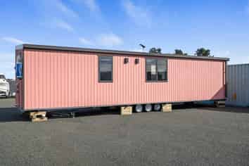 1 Tiny Hom Situated, Annesbrook