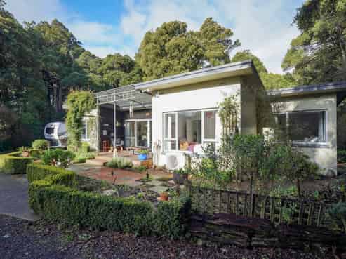 100 Marama Avenue North, Otatara