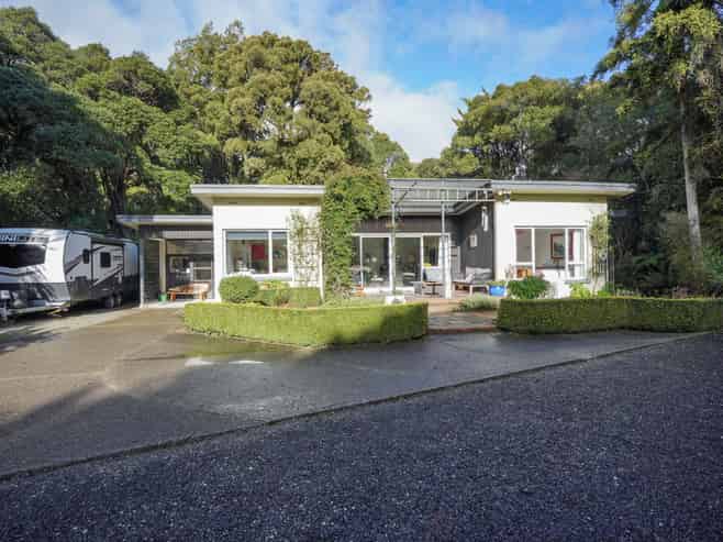 100 Marama Avenue North, Otatara