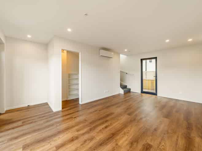 2/26 Fitzherbert Road, Wainuiomata