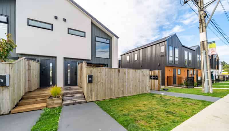 2/26 Fitzherbert Road, Wainuiomata