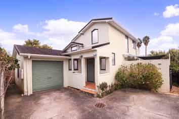 2/25 Wright Road, Point Chevalier