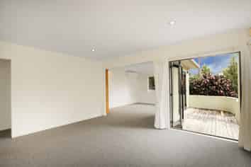 2/25 Wright Road, Point Chevalier