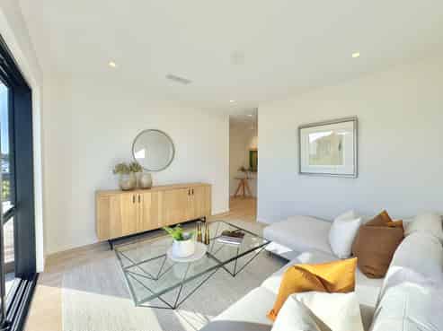 50 Tipu Crescent, Milldale