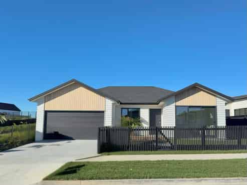 50 Tipu Crescent, Milldale