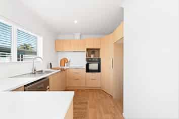 1/1161 Victoria Street, Whitiora