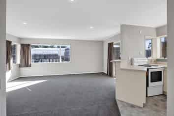2/59 Wallath Road, Westown