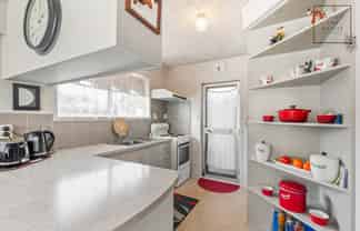 4/131 Coronation Road, Papatoetoe
