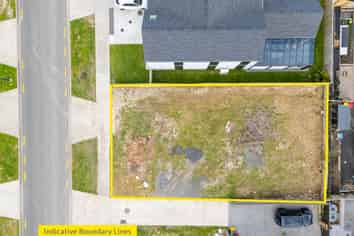 62 Michael Bosher Way, Flat Bush