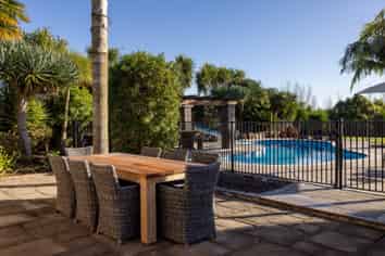1555B State Highway 2, Whakamarama