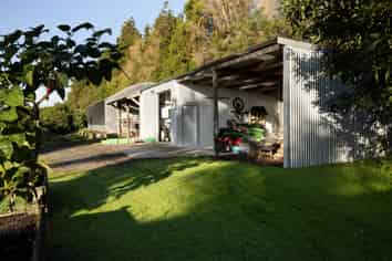1555B State Highway 2, Whakamarama