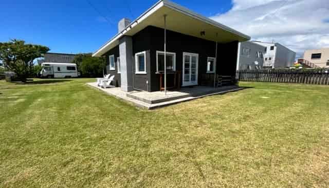 804 Port Road, Whangamata