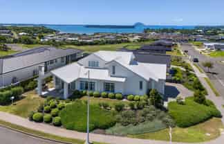 2 Goldstone Place, Omokoroa