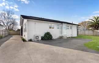 14 Hilda Road, Mangere East