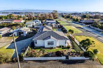 32 Havelock Street, Riverton
